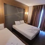 Dionisus 4*